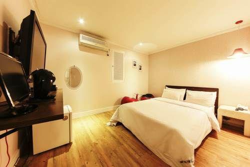 In Seoul Sinchon Goguma Hotel Екстер'єр фото